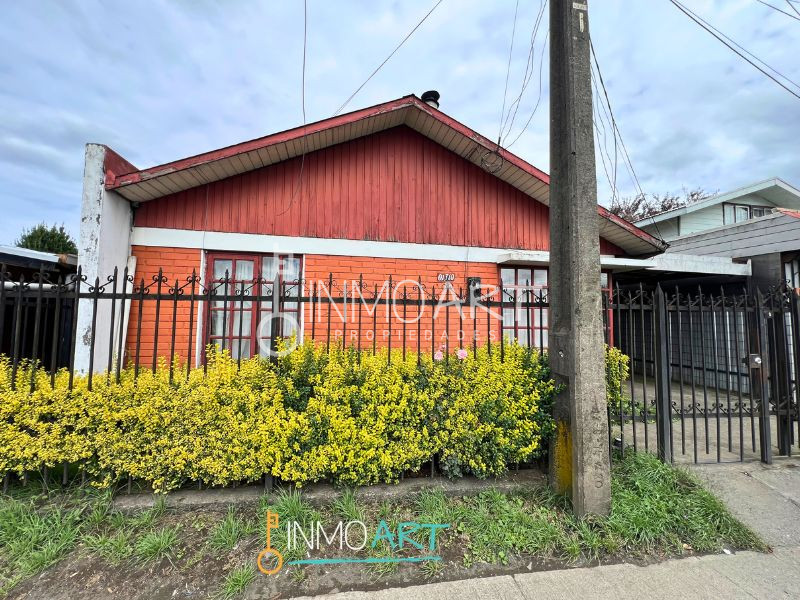 Casa en Venta con amplio terreno Avda. Recabarren, sector Poniente, Temuco
