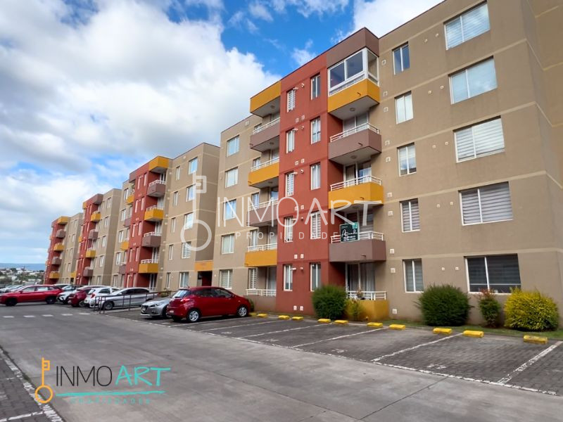 Se vende departamento semi nuevo con estacionamiento, Cond. Parque Durand, Temuco
