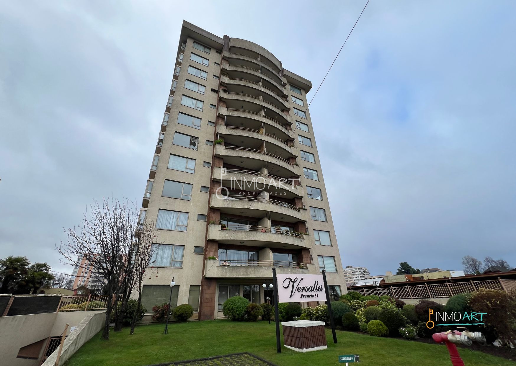  Departamento con vista despejada en el piso 12 del Edificio Versalles, Temuco