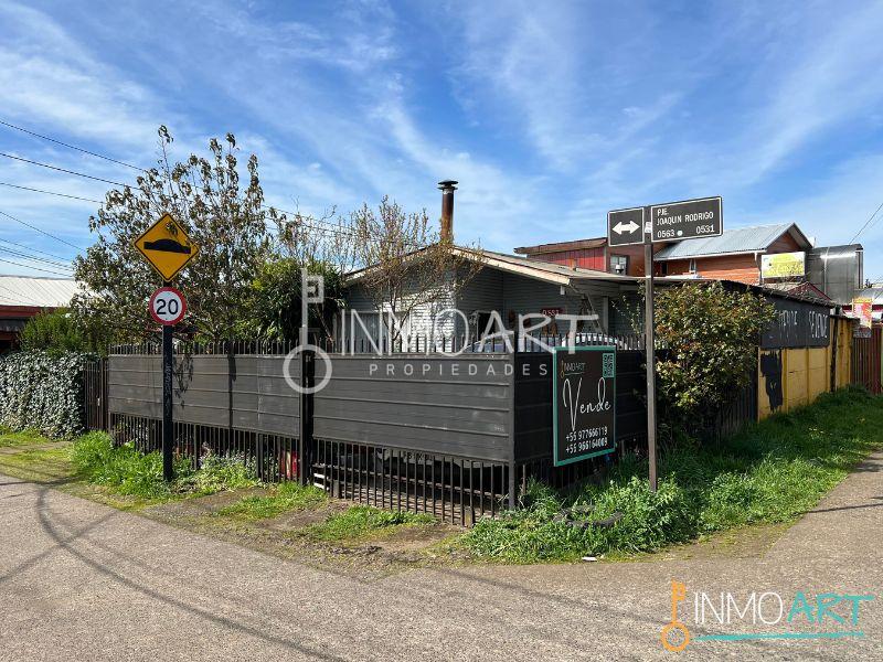 En venta casa en Villa Los Creadores, Fundo El Carmen